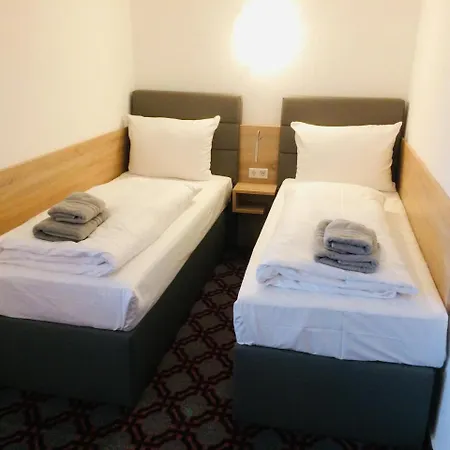 Adesso Hotel Goettingen - Pay At Property On Arrival-Ihr Automatenhotel In Goettingen Exterior photo