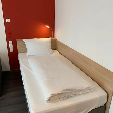 Adesso Hotel Goettingen - Pay At Property On Arrival-Ihr Automatenhotel In Goettingen Exterior photo