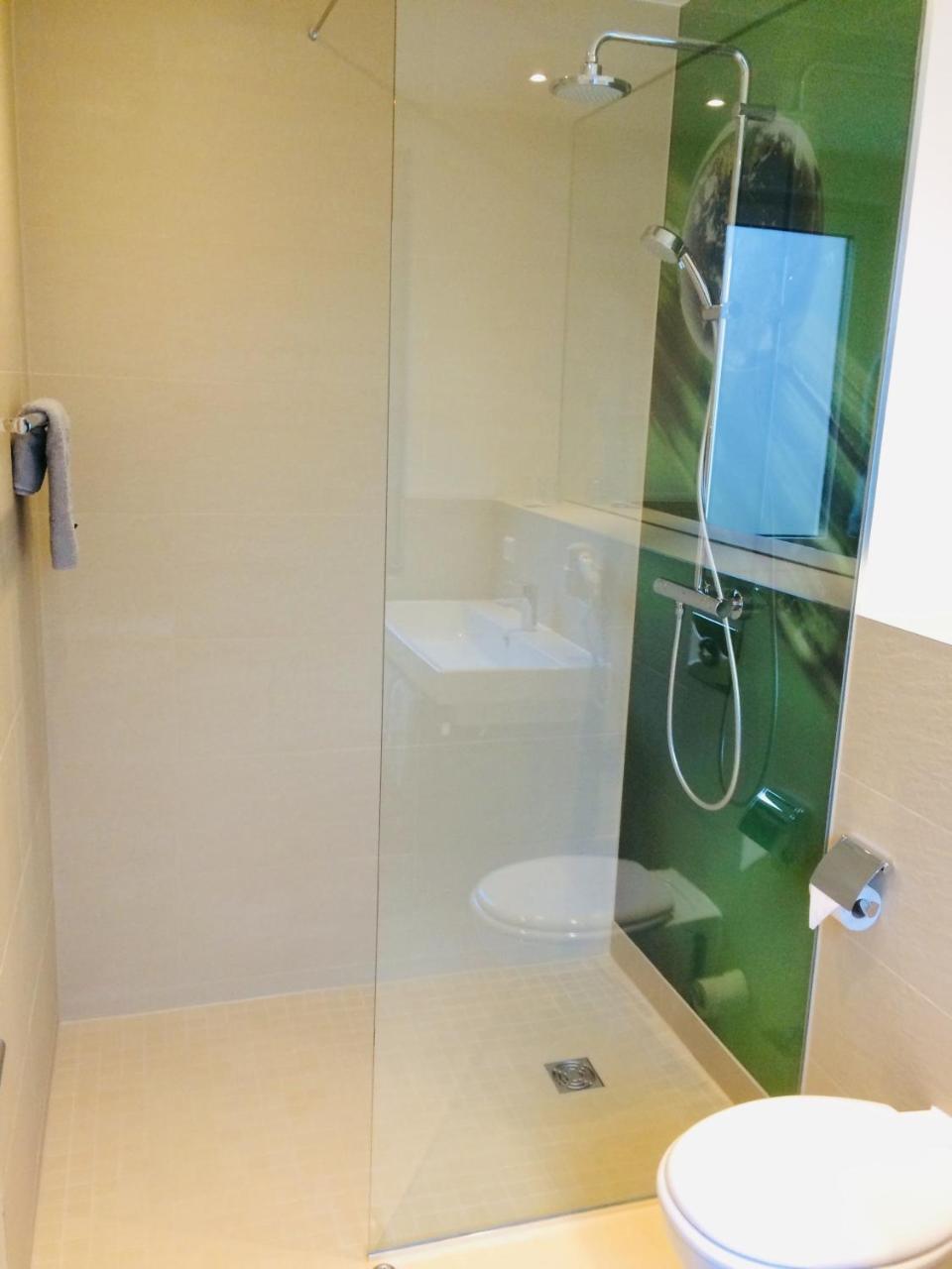Adesso - Pay At On Arrival-ihr Automatenhotel In 3*