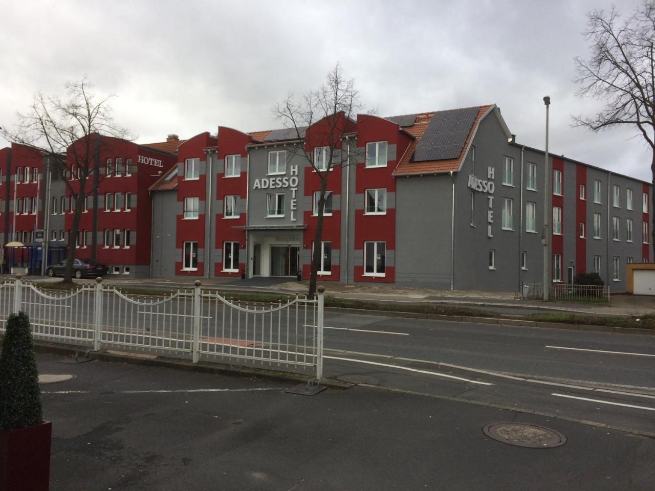 Adesso - Pay At On Arrival-ihr Automatenhotel In Göttingen