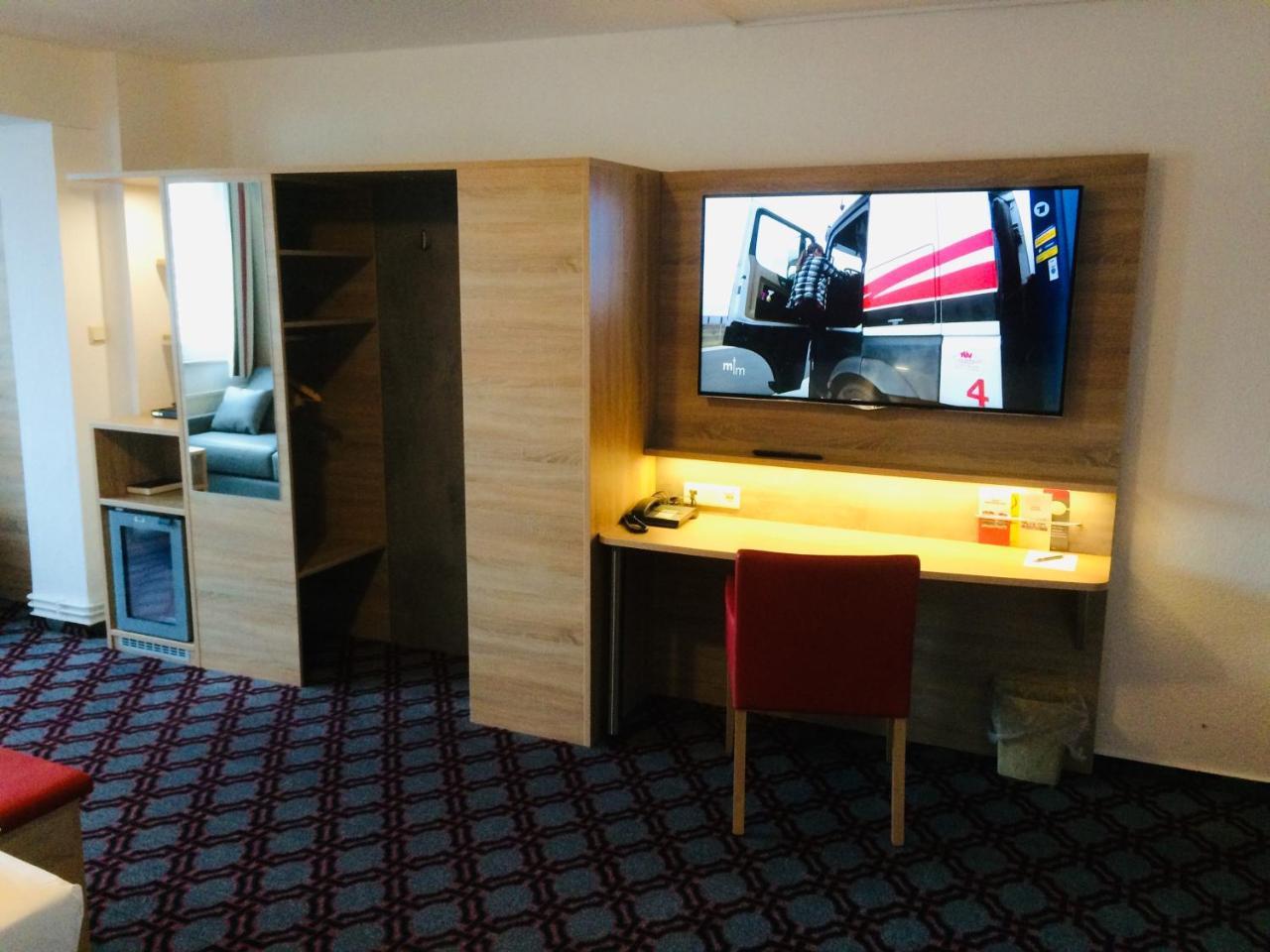 Adesso - Pay At On Arrival-ihr Automatenhotel In Hotel 3*