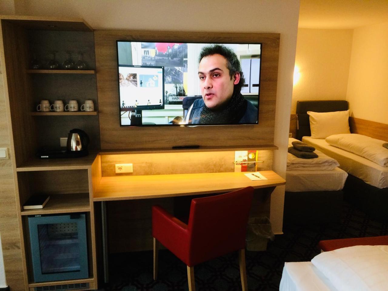 Adesso - Pay At On Arrival-ihr Automatenhotel In Hotel Göttingen