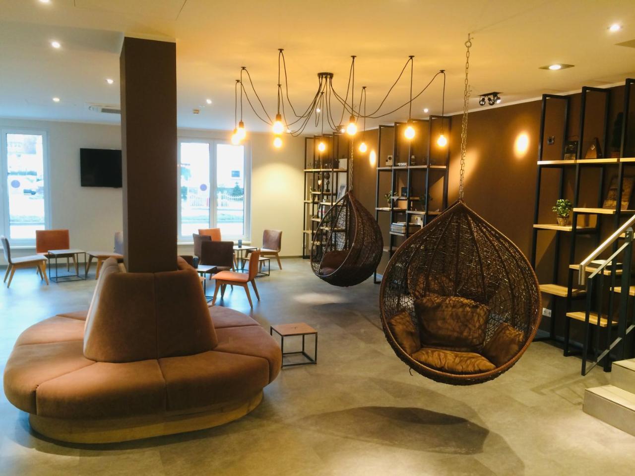 Adesso - Pay At On Arrival-ihr Automatenhotel In 3*