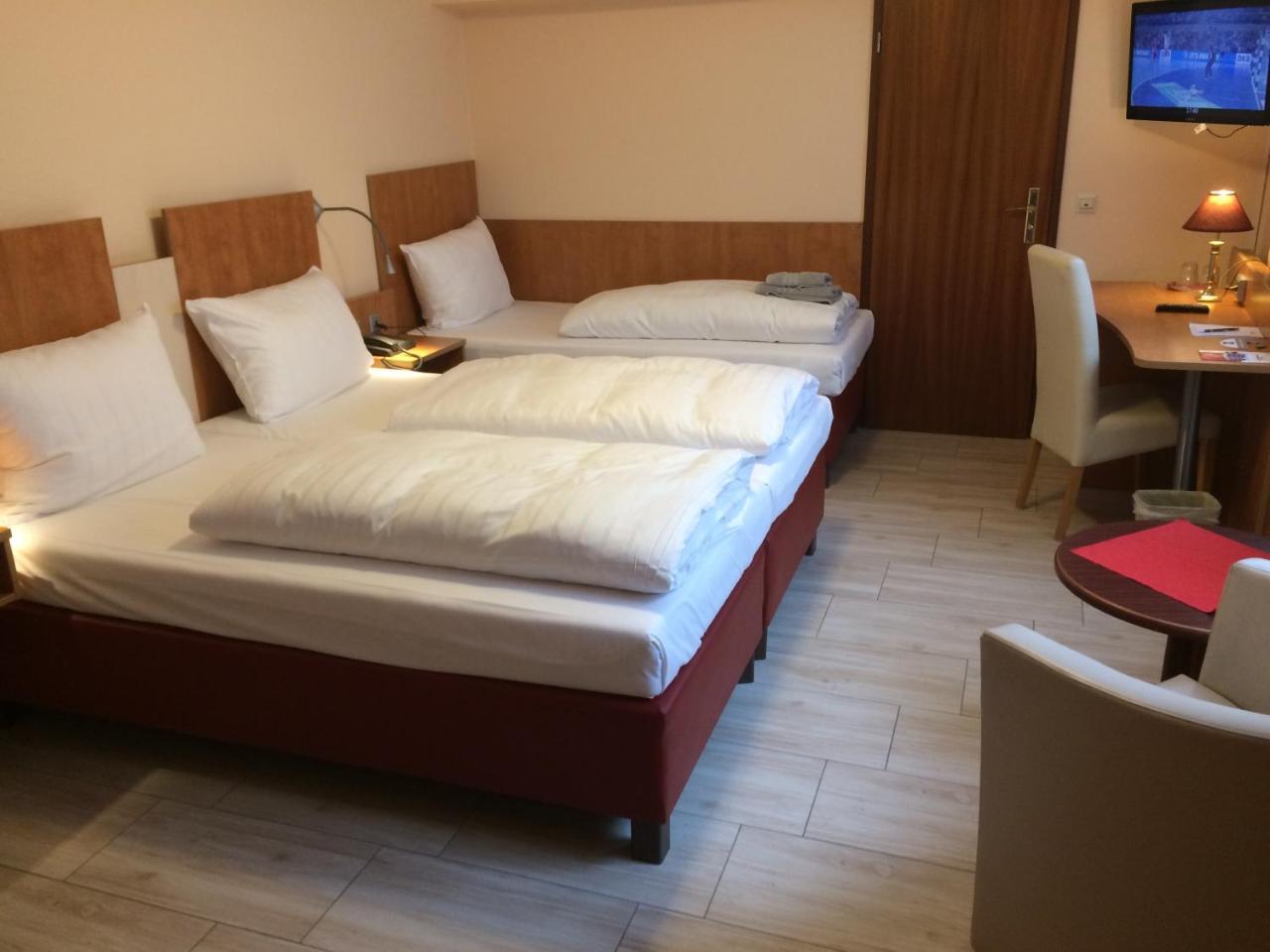 Adesso - Pay At On Arrival-ihr Automatenhotel In 3*