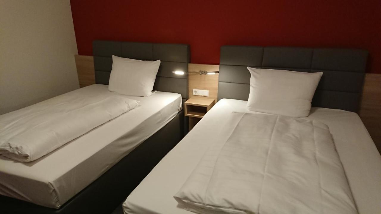 Adesso - Pay At On Arrival-ihr Automatenhotel In Hotel