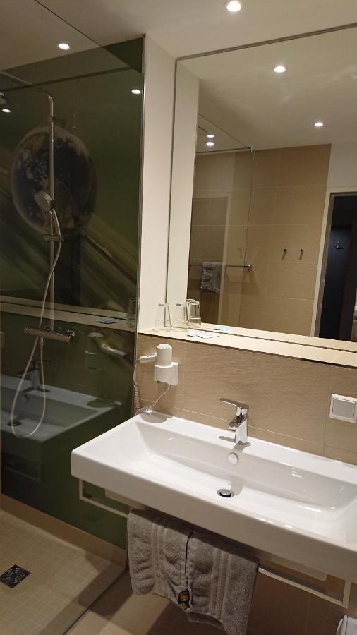 Adesso - Pay At On Arrival-ihr Automatenhotel In 3* Getynga